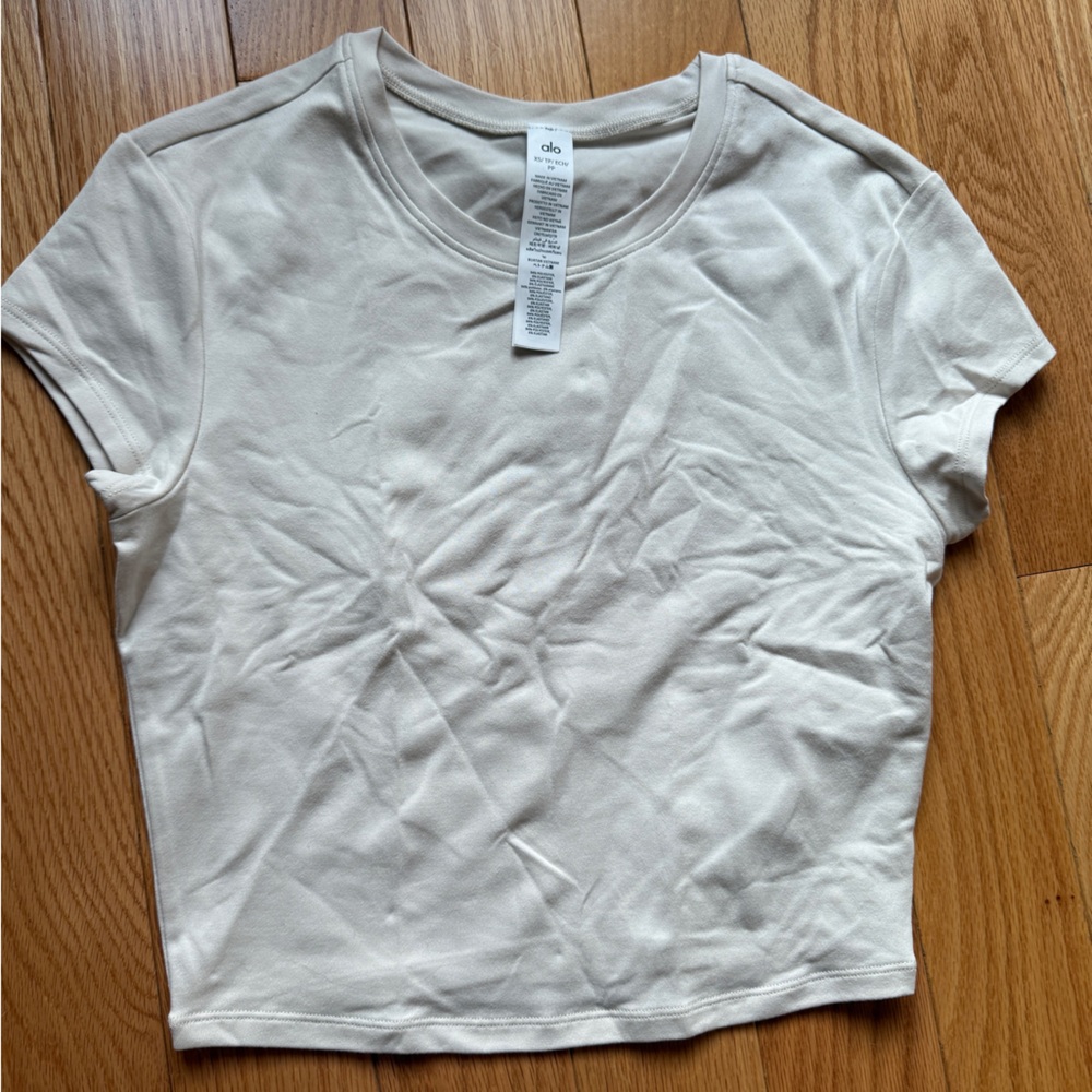 ALOsoft crop finesse short sleeve